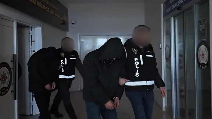 Dolandırıcılar Yakayı Ele Verdi