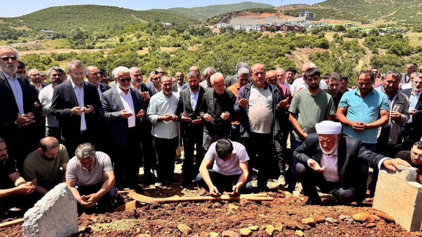 Yapıcıoğlu'ndan Vefa Örneği