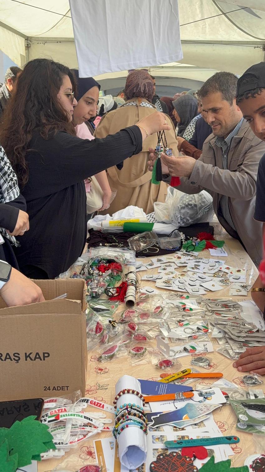 Gönüller Gazze İçin Birleşti