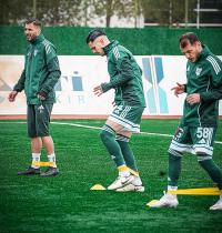 Zorlu Deplasmandan Puanla Döndü 