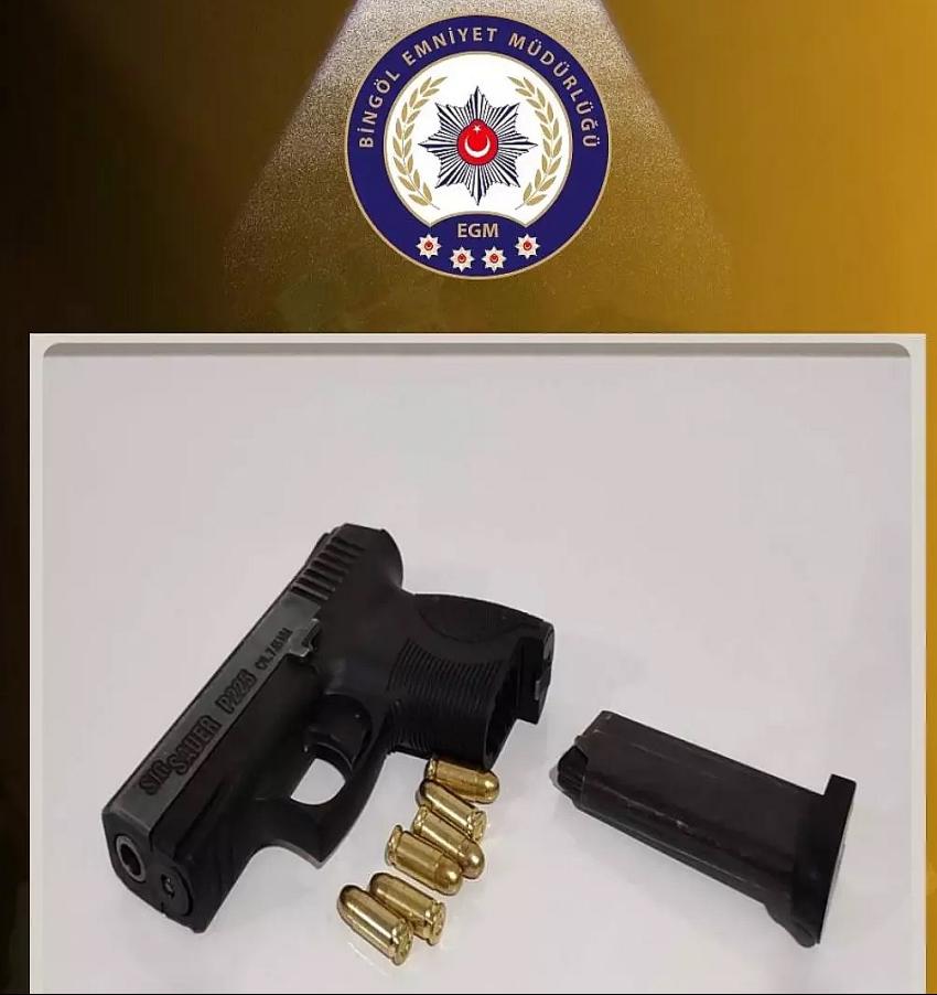 Ruhsatsız Silah Ele Geçirildi